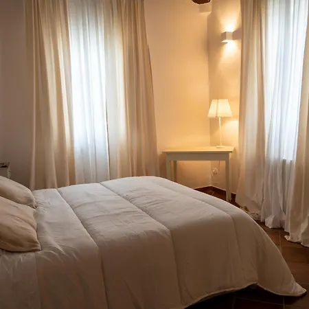 Appartement Agriturismo Antica Corte - Rose Montepulciano Stazione
